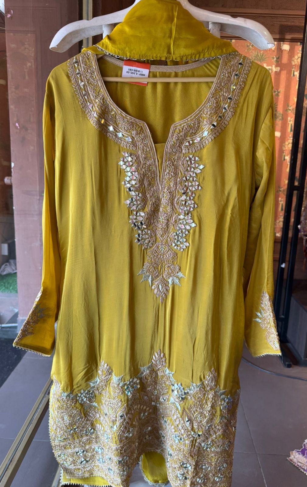 Pure crepe traditional suit
