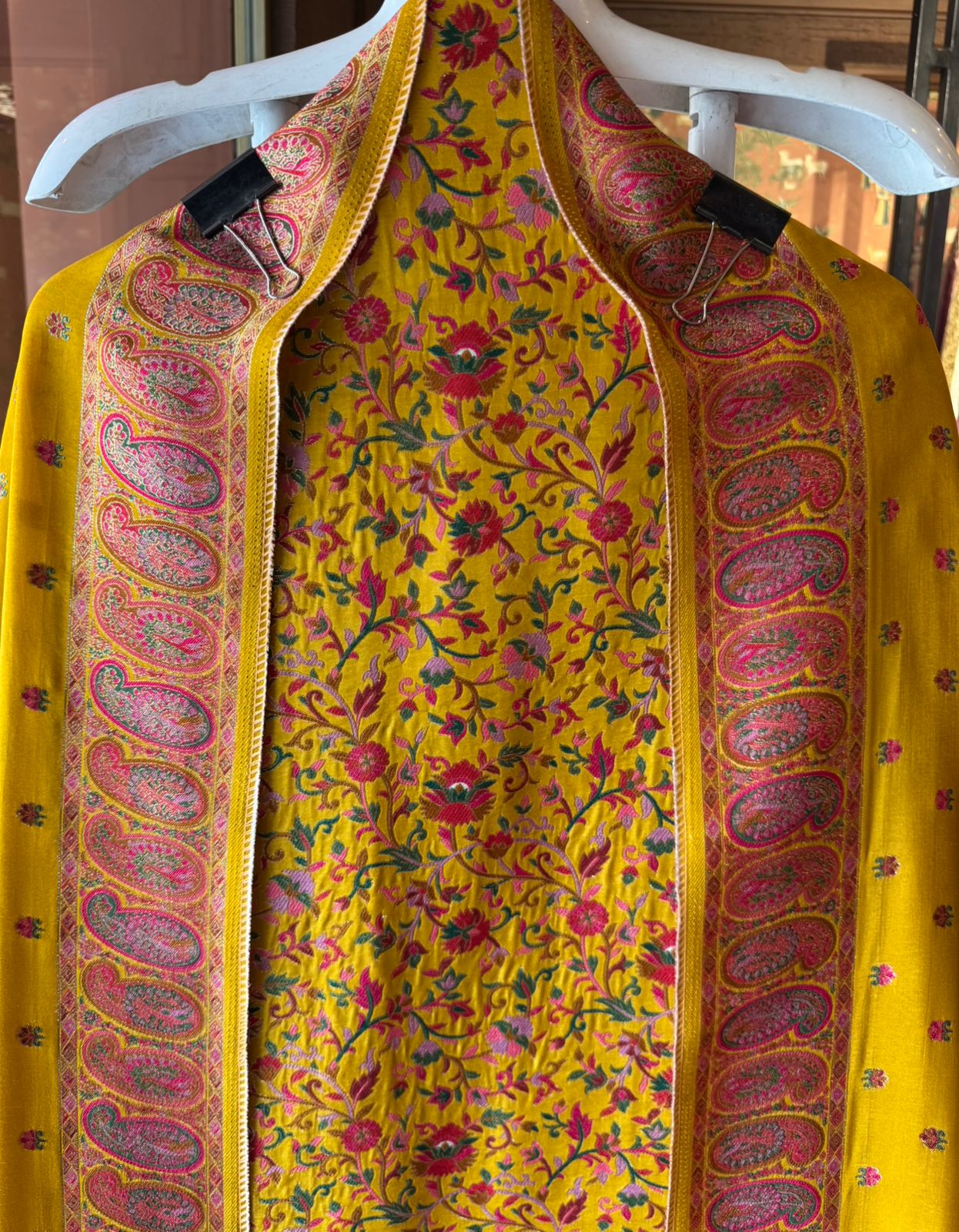 Kashmiri Kani Banarasi Brocade Unstitched Suit