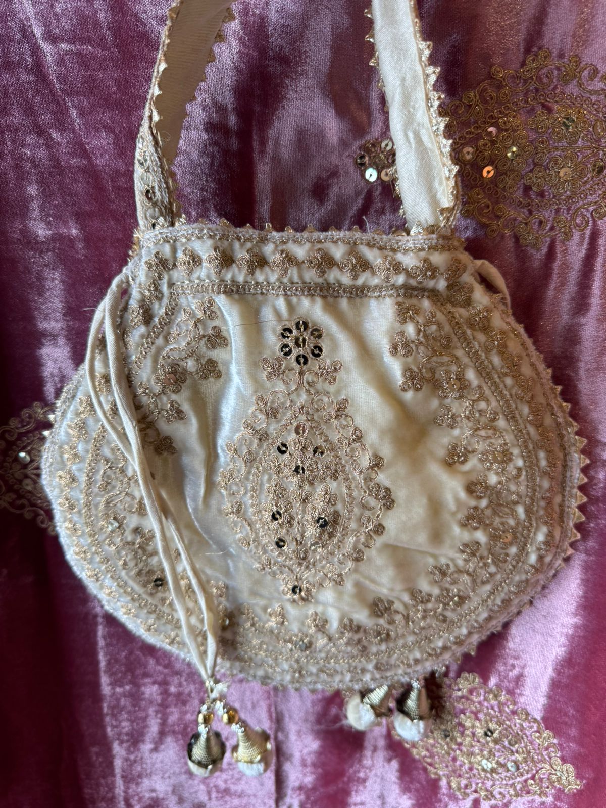 Plain silk velvet Unstitched suit