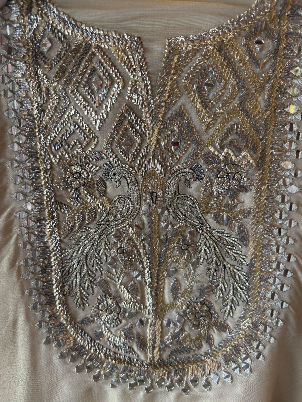 Giraffe tissue fabric suit