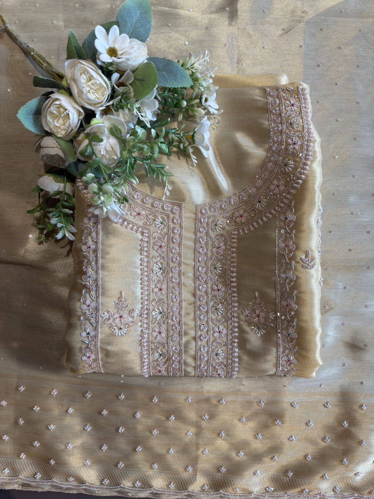 Giraffe tissue Unstitched Suit