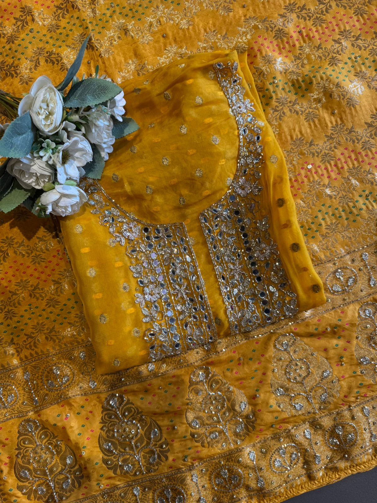 Traditional Indian ethnic Unstitched Suit
