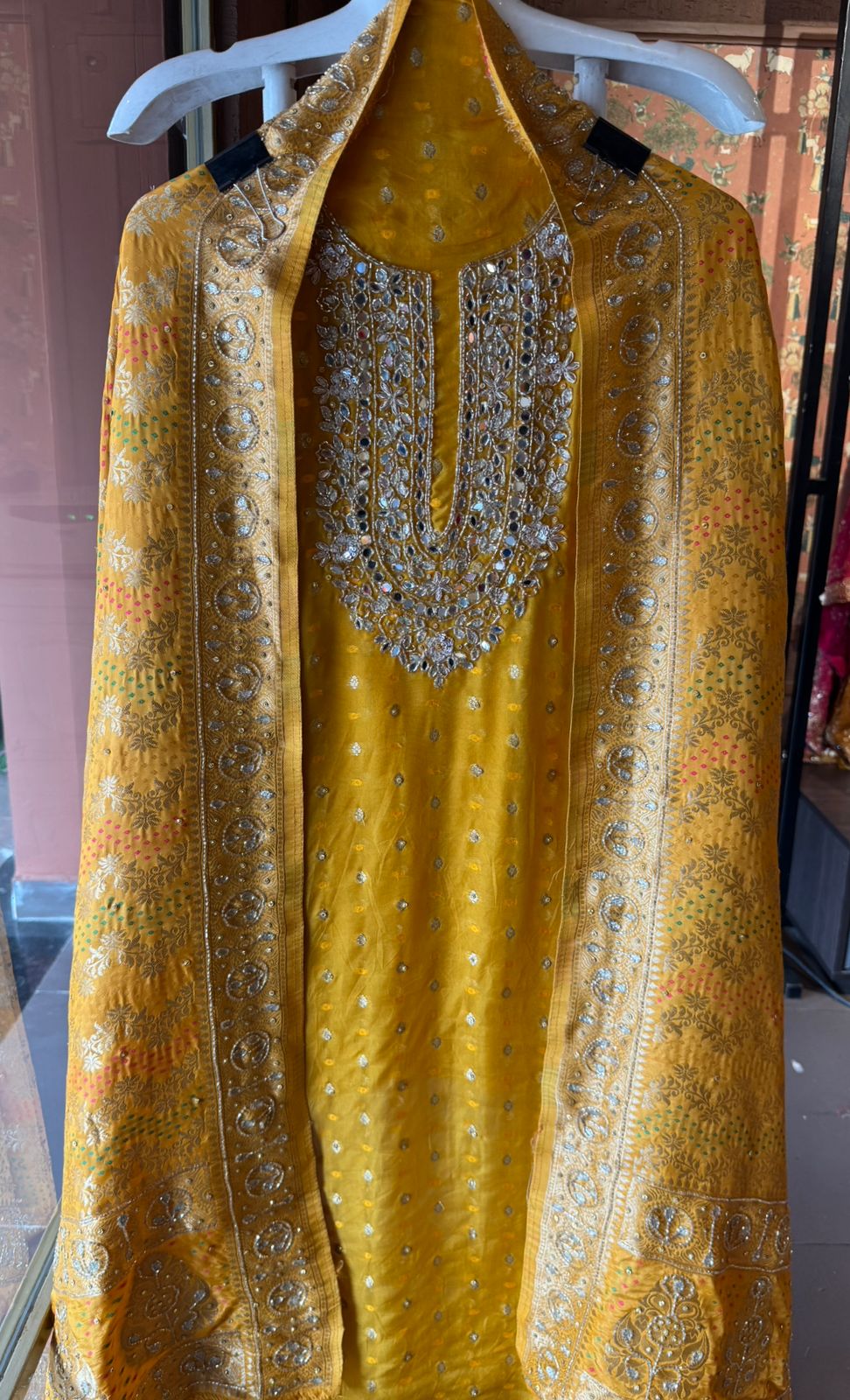 Traditional Indian ethnic Unstitched Suit