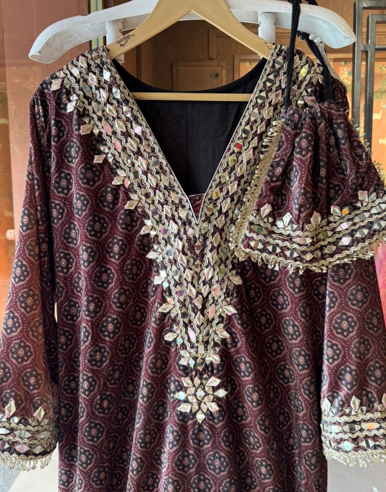 velvet long Stitched set