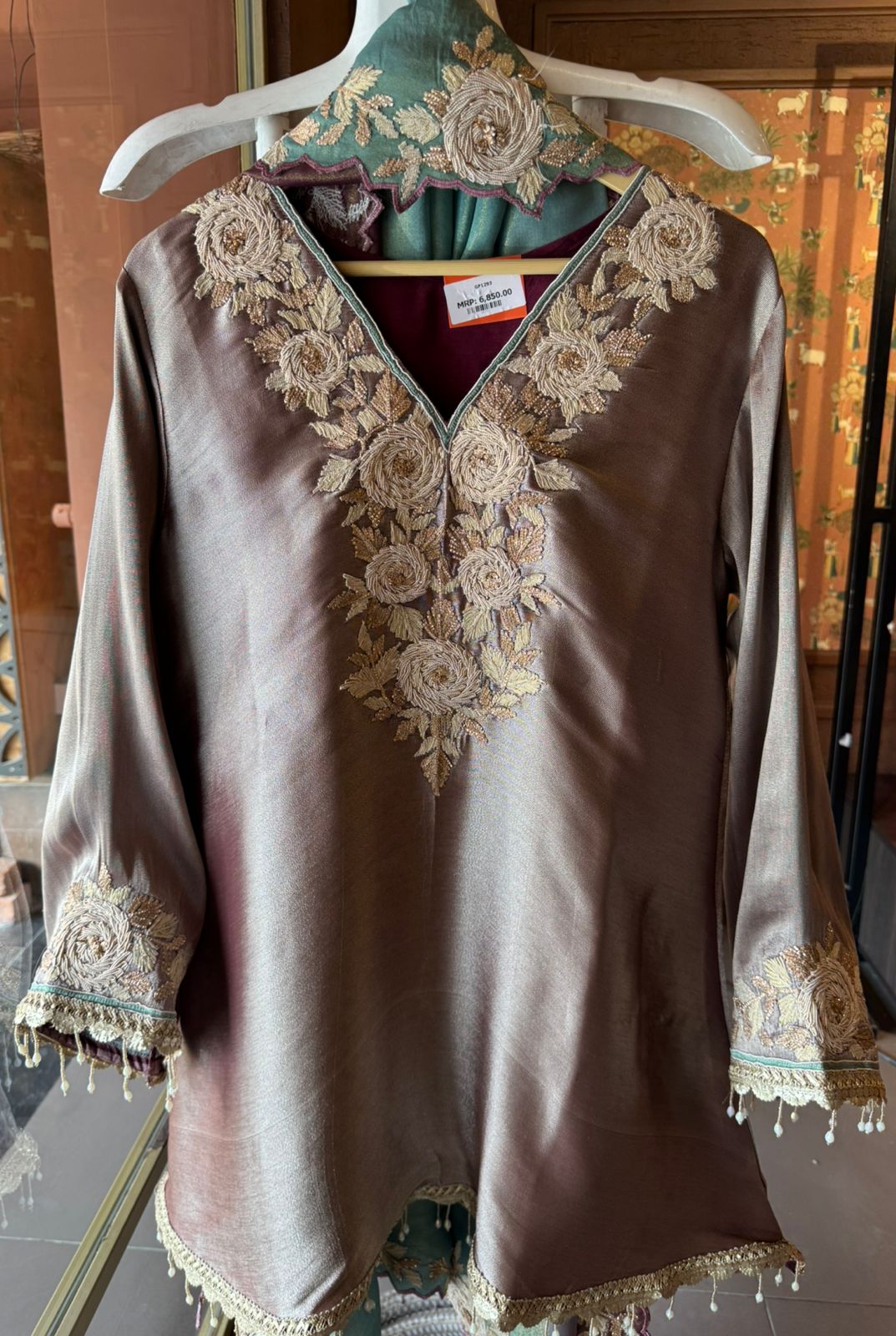 Elegant Indian ethnic suit