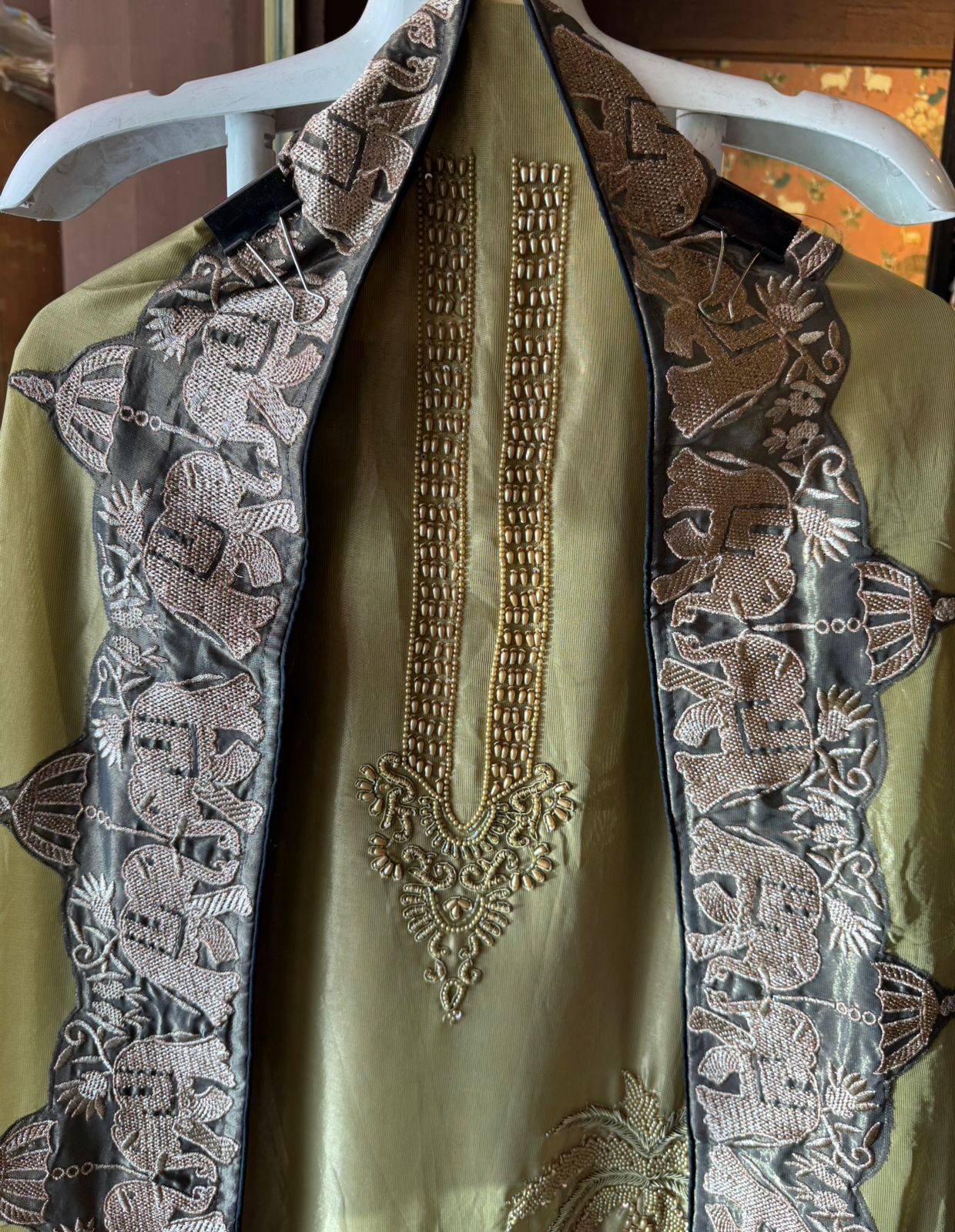 Royal Mughal Embroidered Unstitched Suit