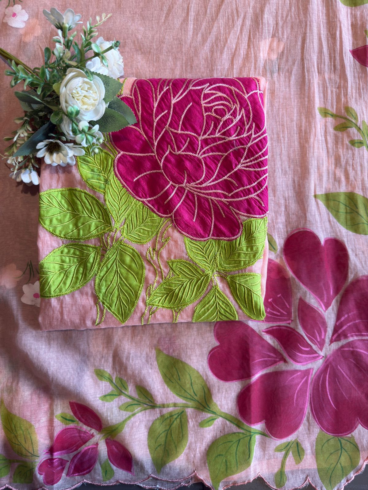Floral Appliqué Mul Unstitched Suit