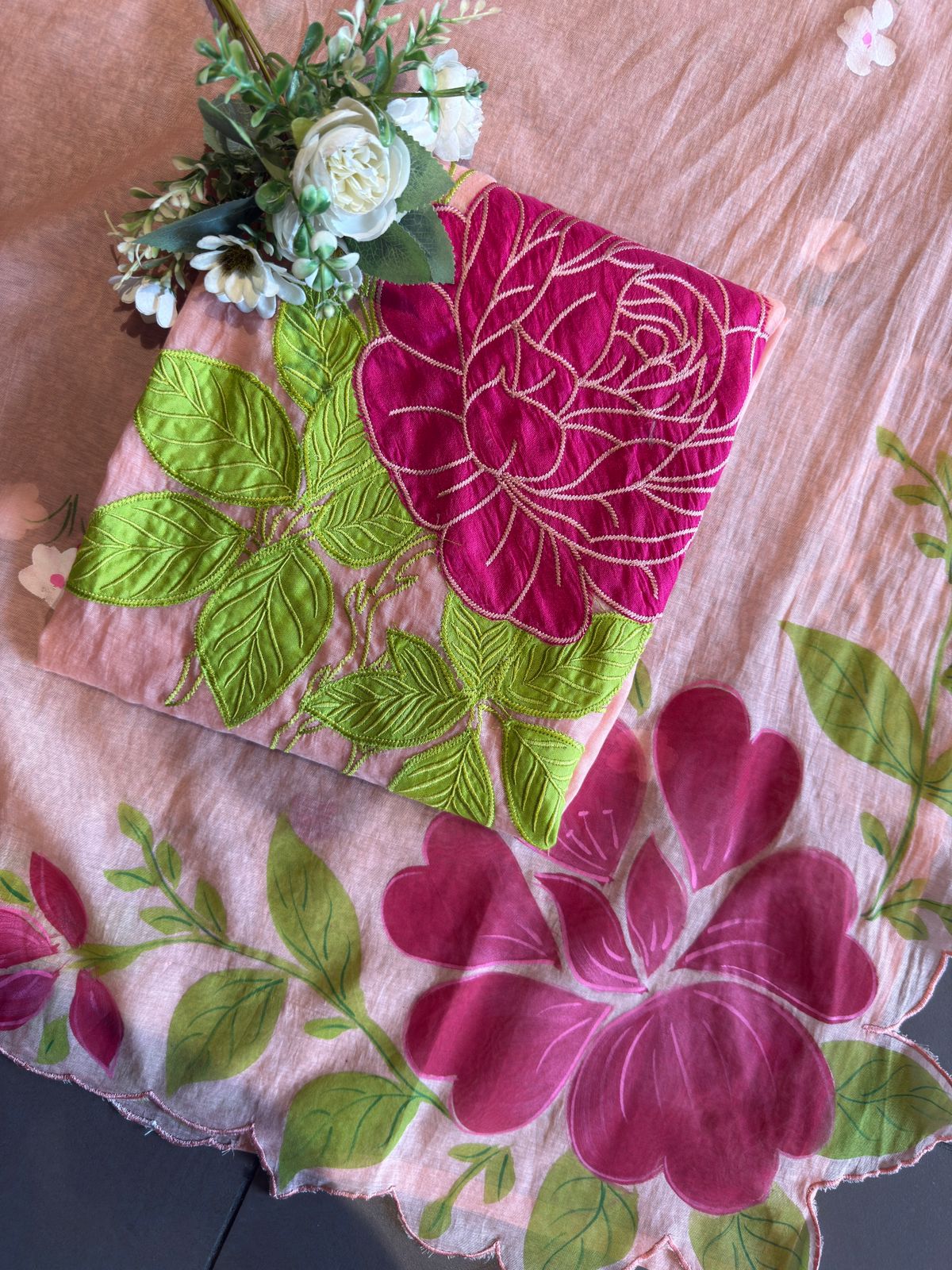 Floral Appliqué Mul Unstitched Suit