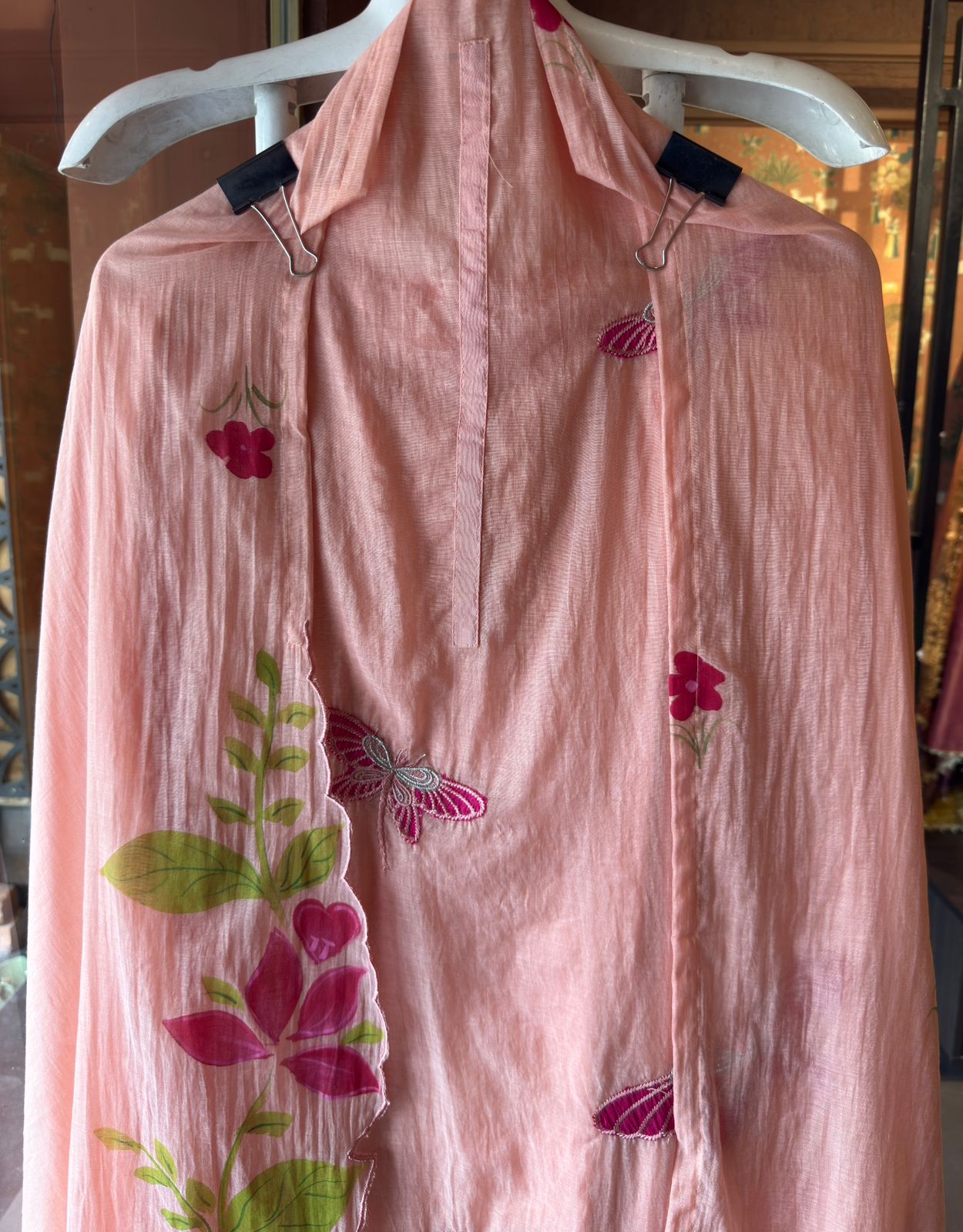 Floral Appliqué Mul Unstitched Suit