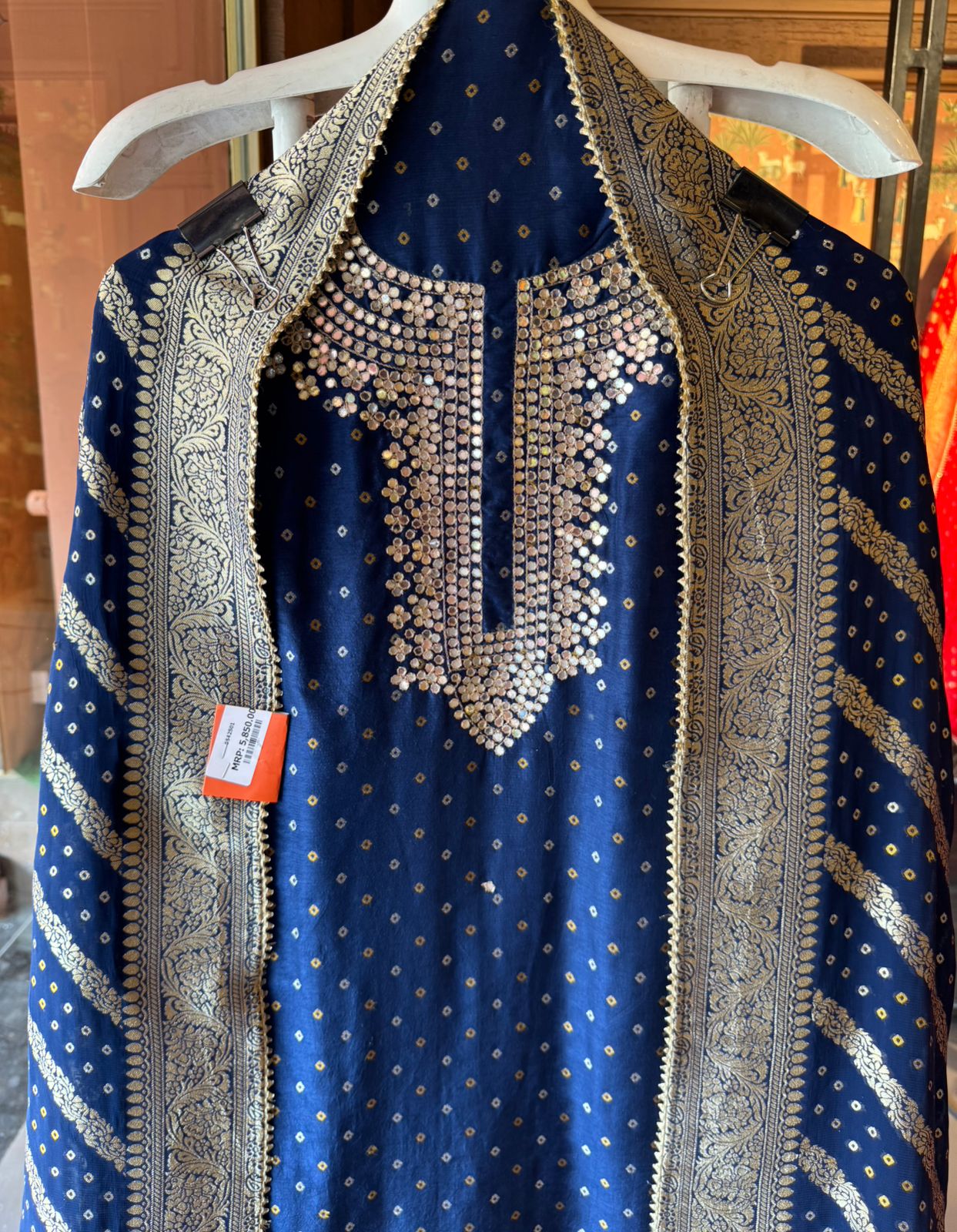 BEAUTIFUL ETHNIC SUIT
