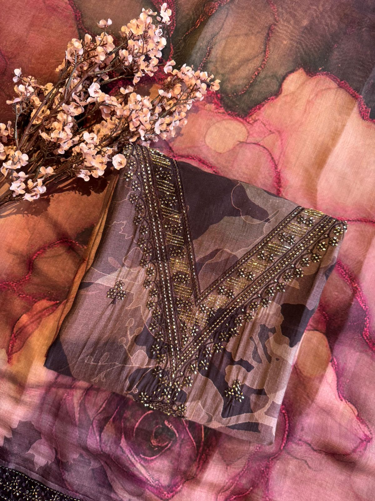 Elegant ethnic kurta set