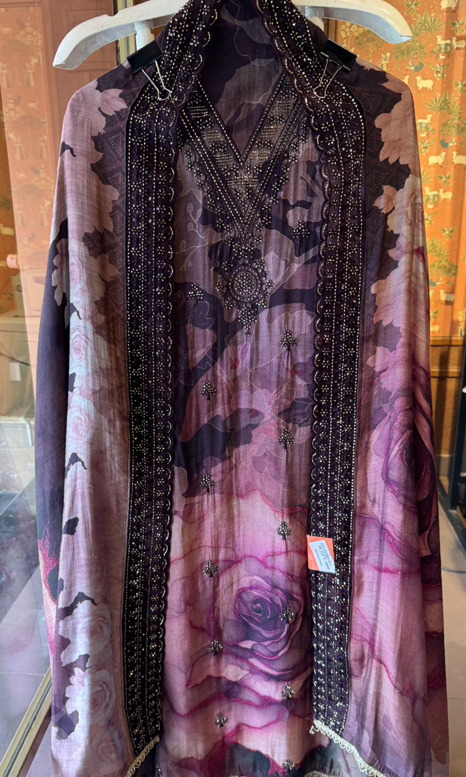 Elegant ethnic kurta set