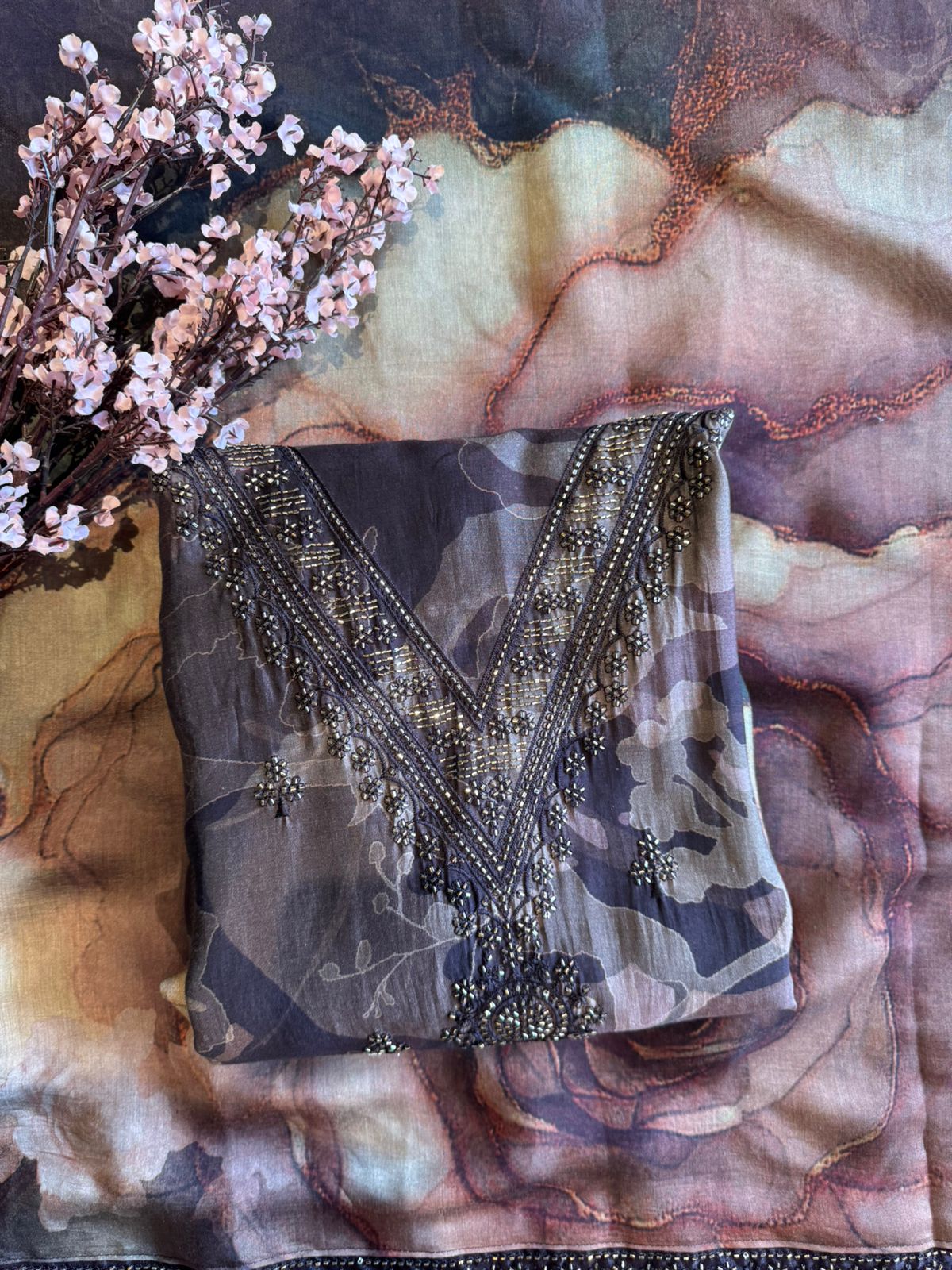 Elegant ethnic kurta set