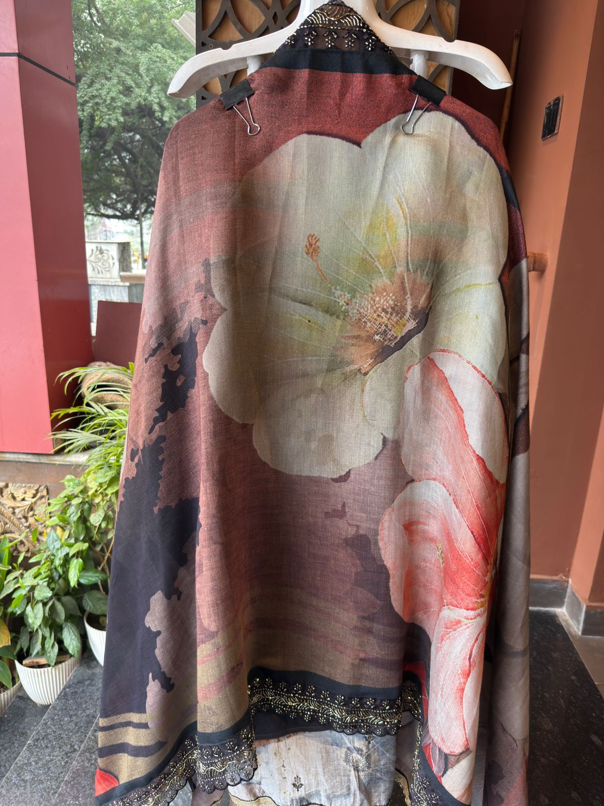 Elegant ethnic kurta set