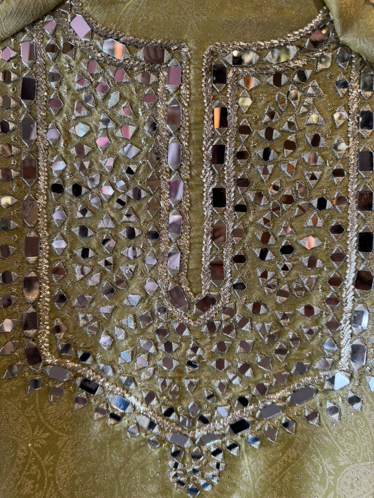 Rich silk Unstitched Suit