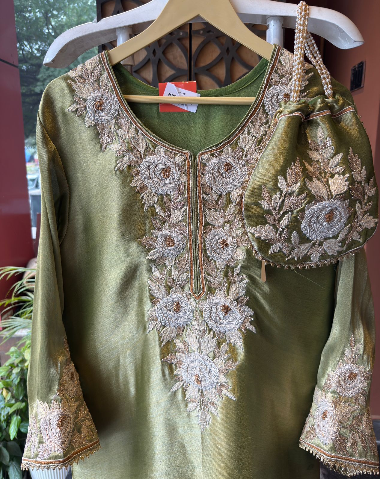 Elegant Indian ethnic set