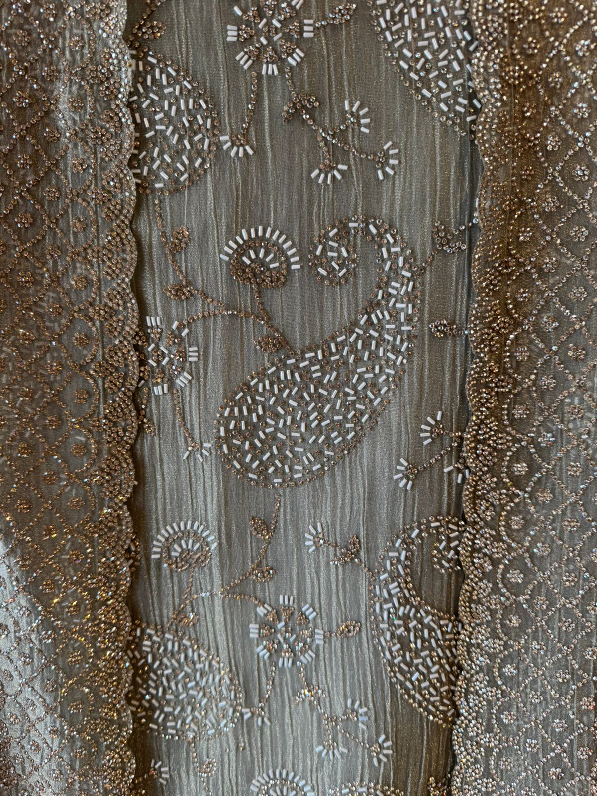 Lightweight Crushed tissue unstiched tissue