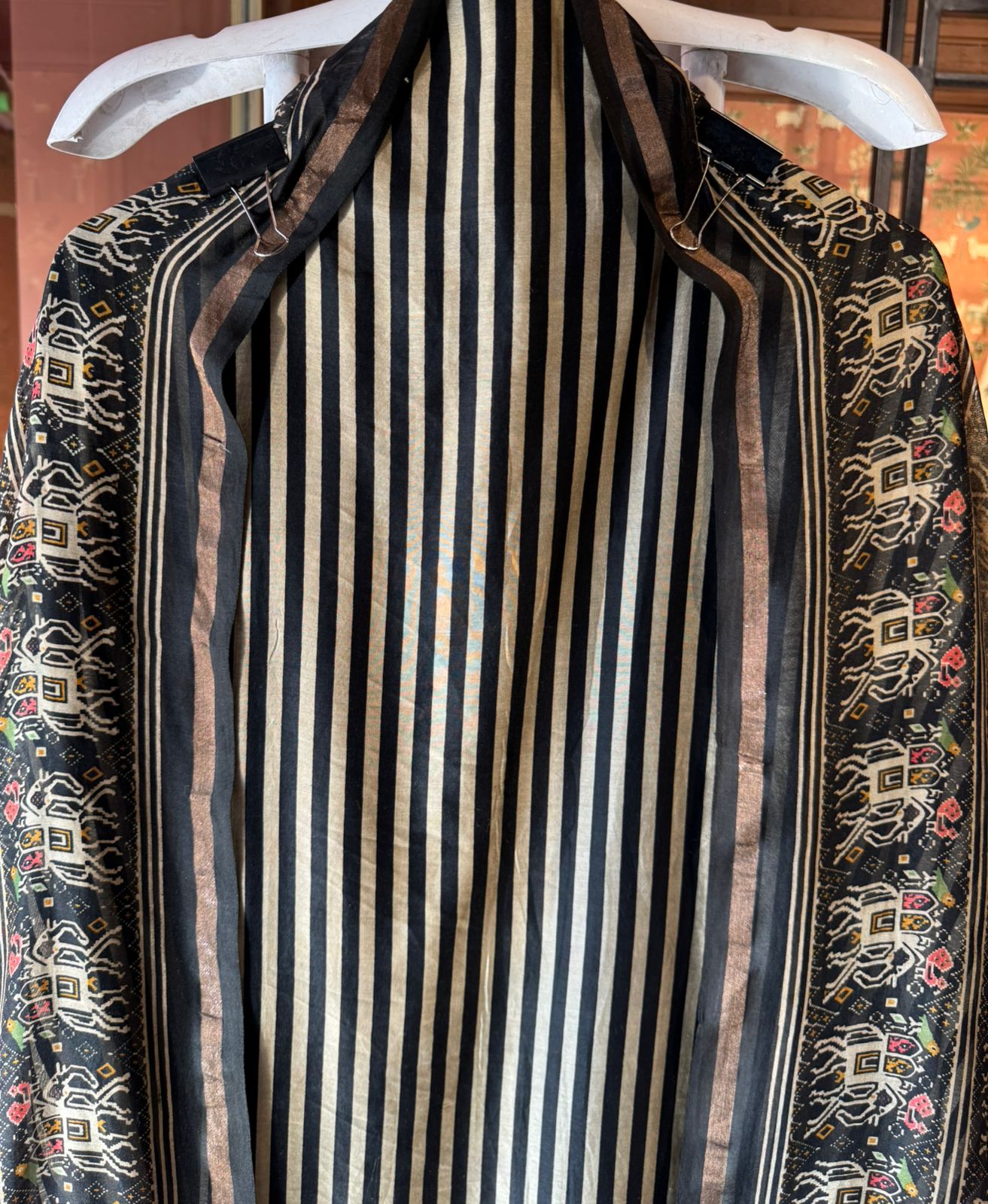 Ivory & Black Maheshwari Silk Ensemble