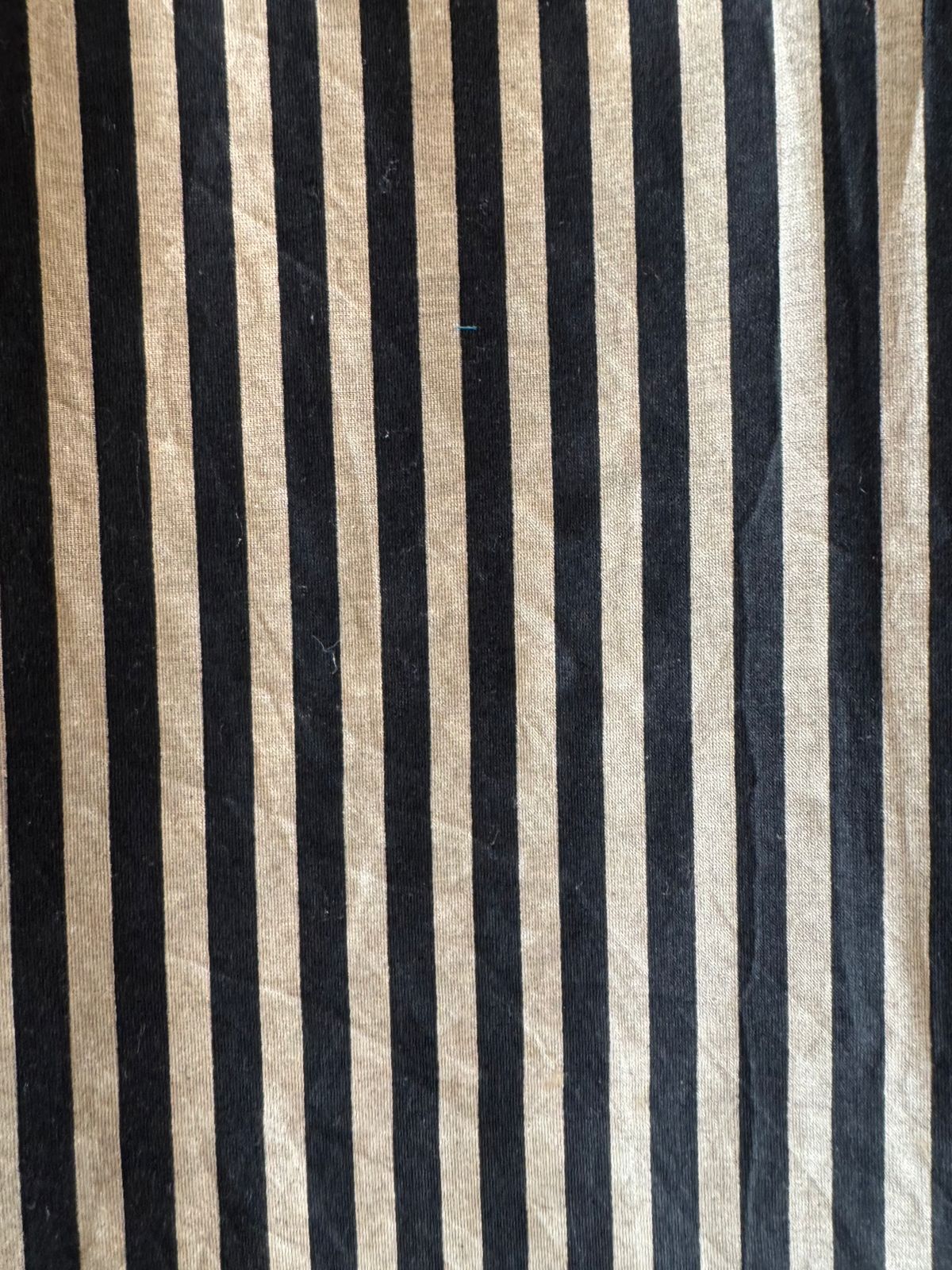 Ivory & Black Maheshwari Silk Ensemble