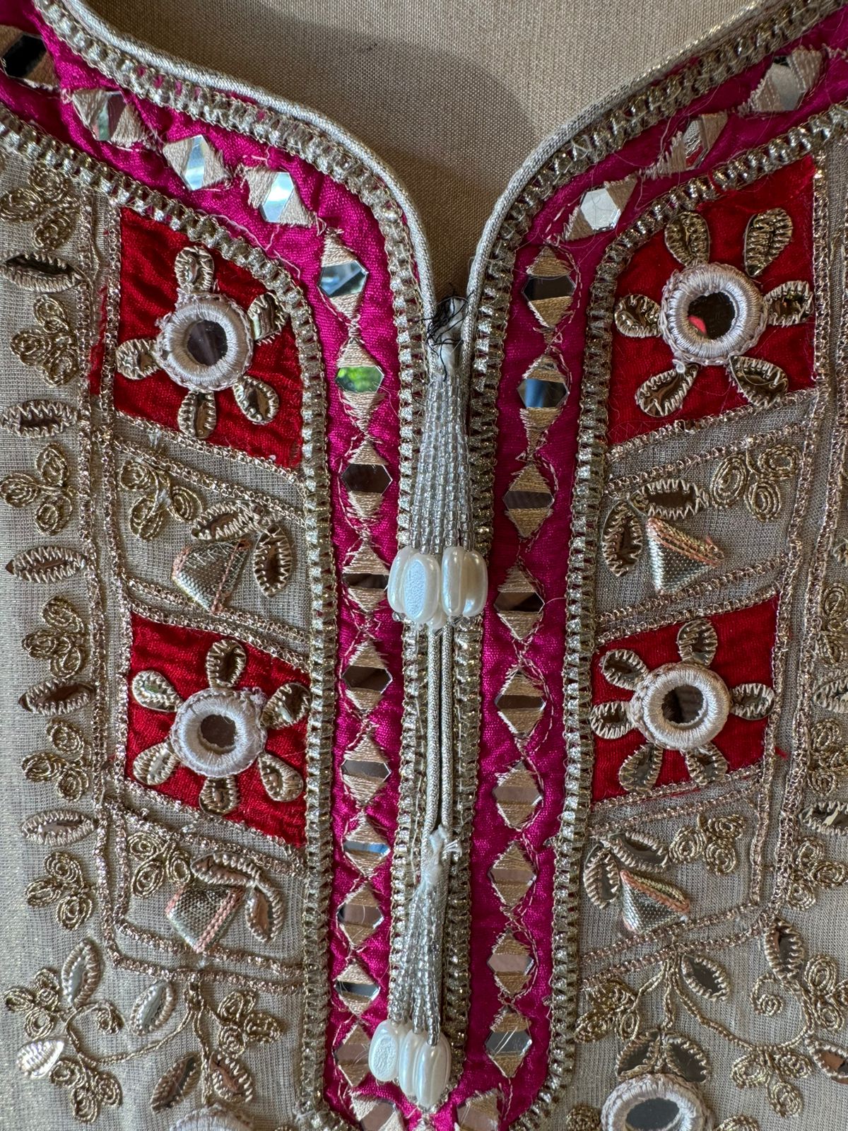 Traditional Indian unstitched suit