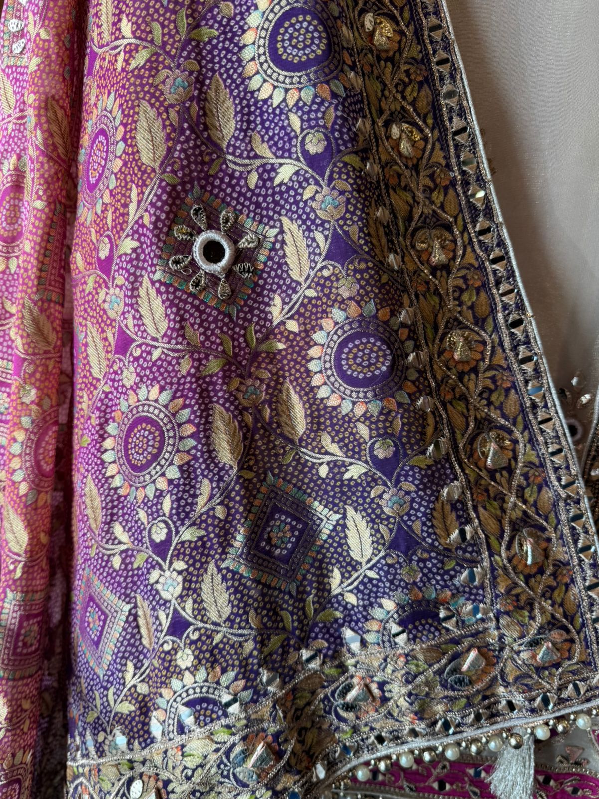 Traditional Indian unstitched suit