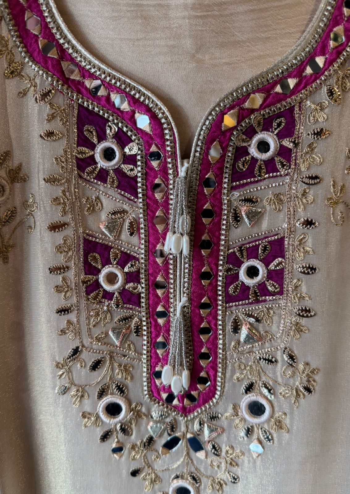 Traditional Indian unstitched suit