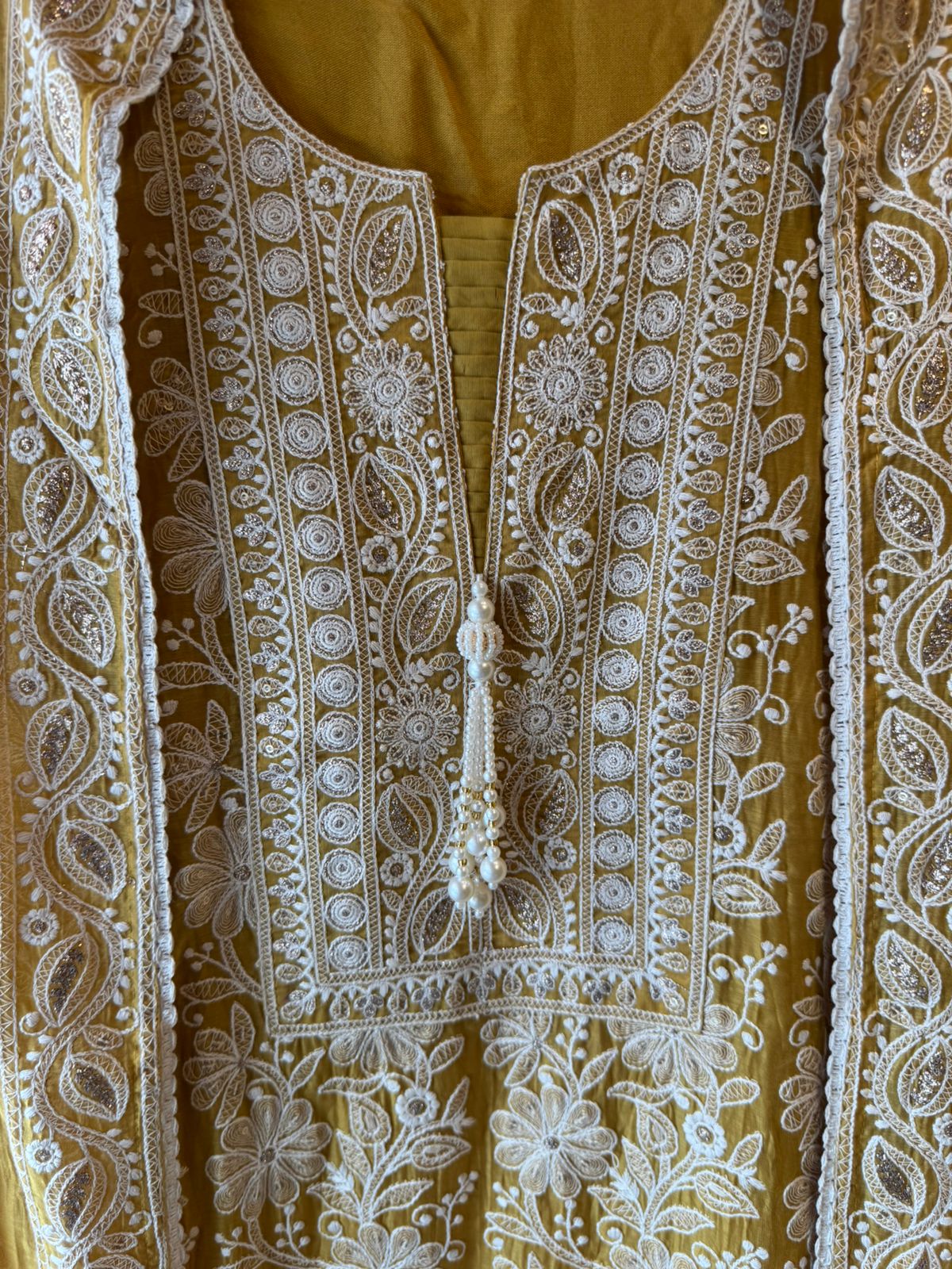 Elegant embroidered Suit