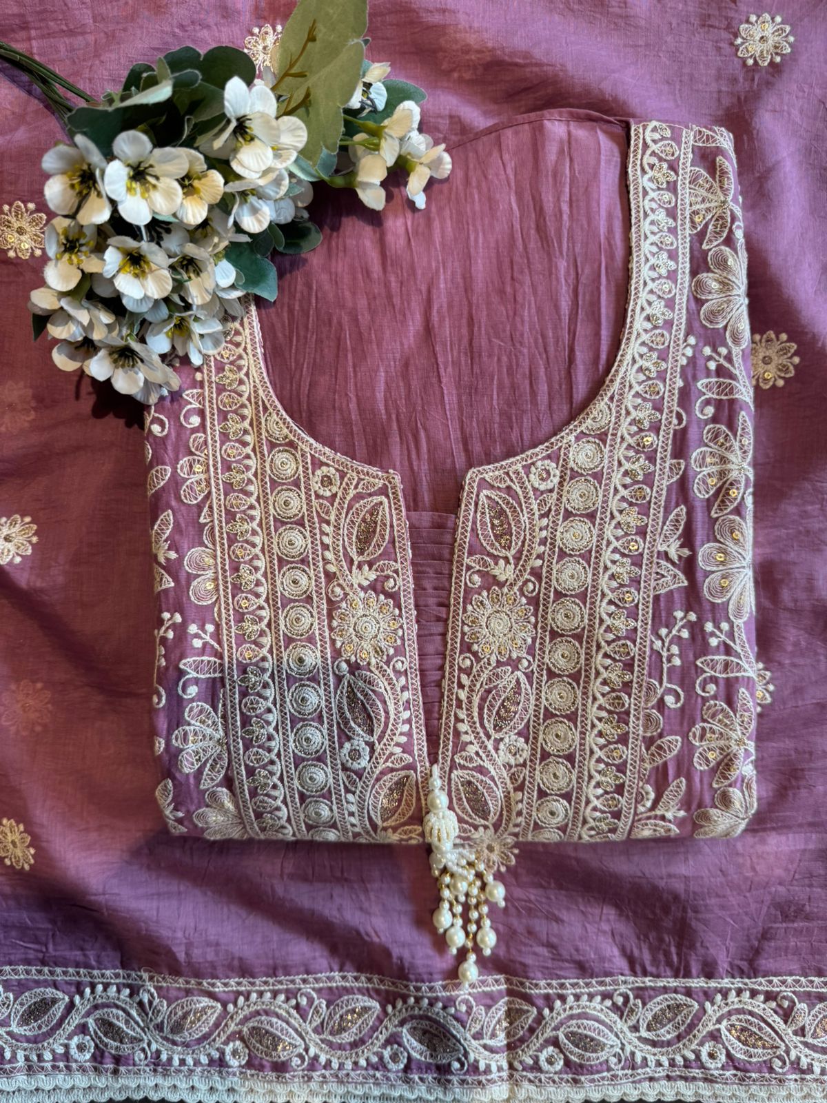 Elegant embroidered Suit