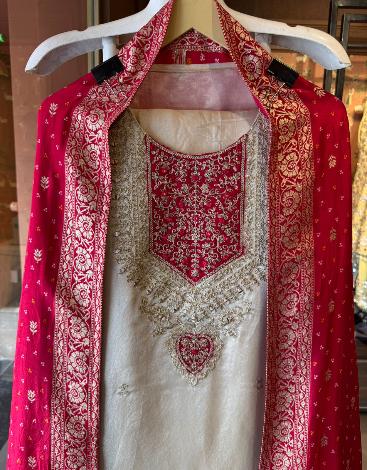 Classic festive ethnic set