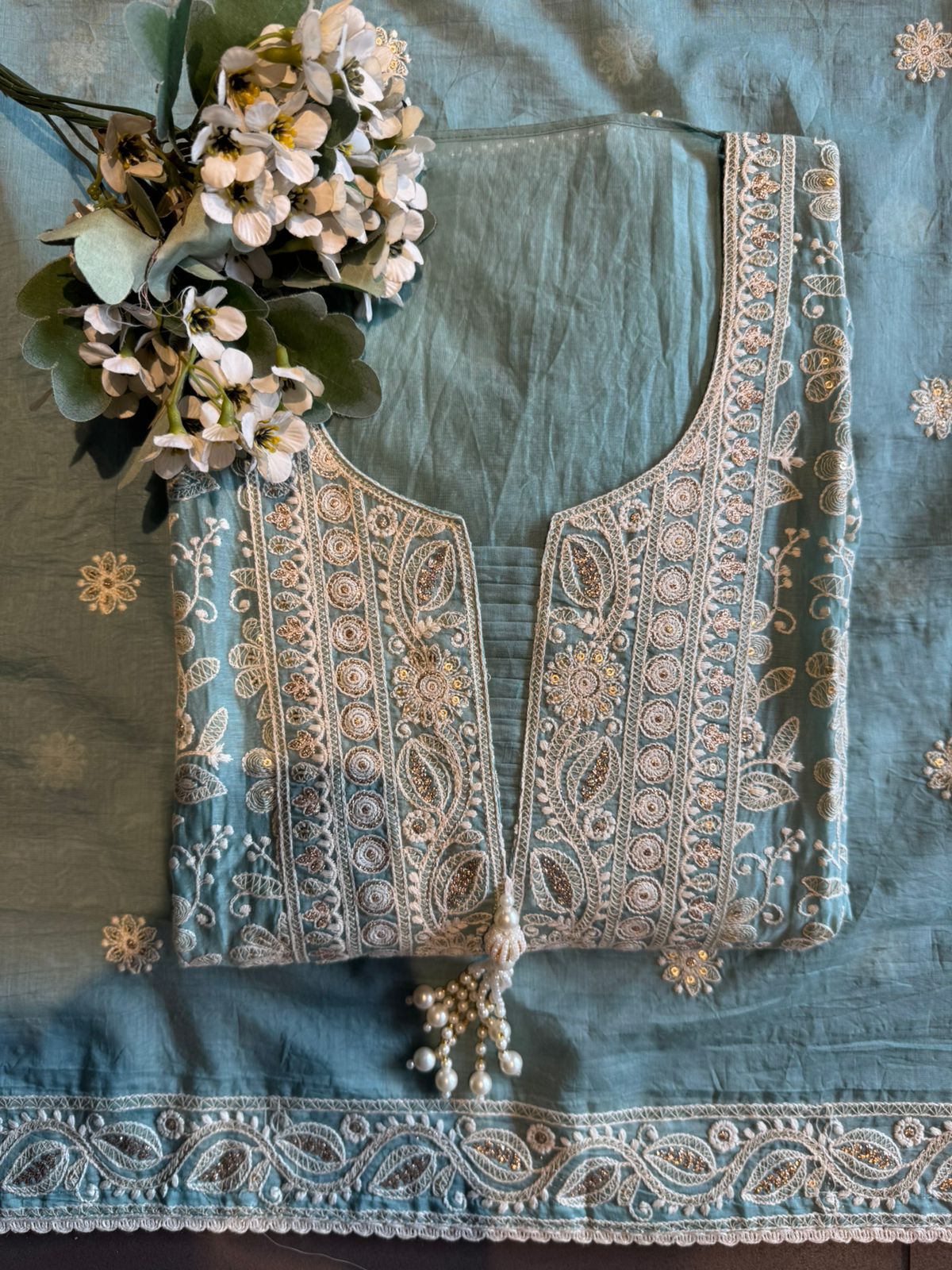 Elegant embroidered Suit