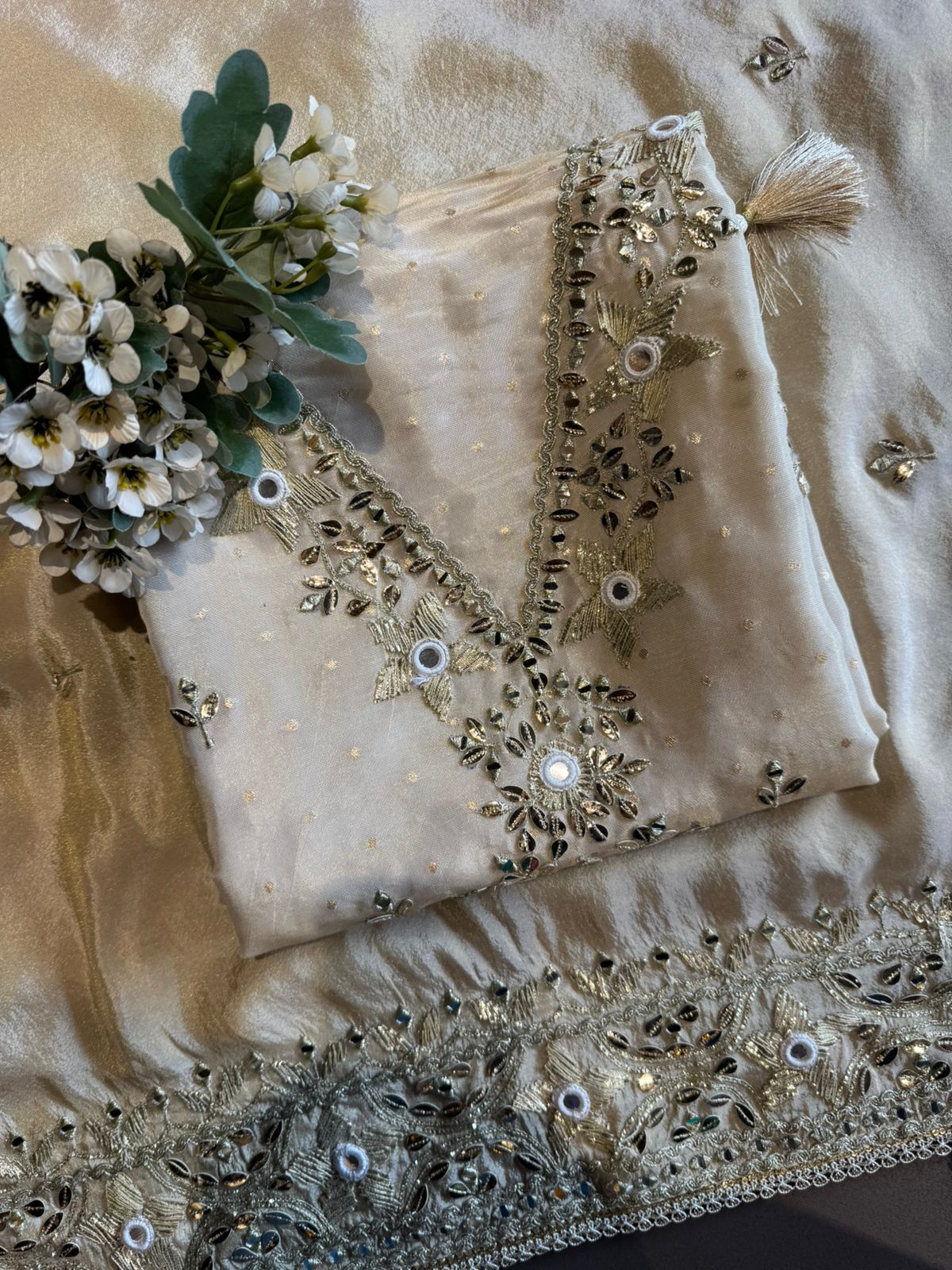 Traditional ethnic Unstitched suit