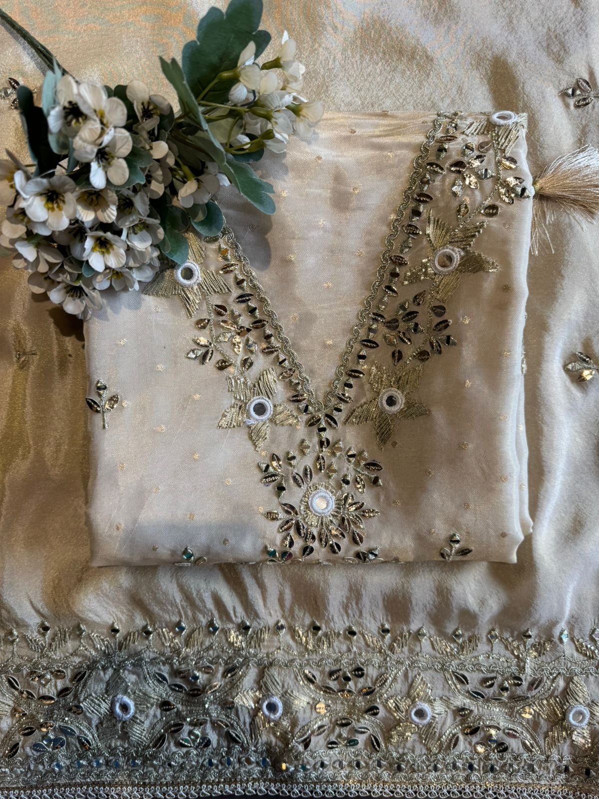 Traditional ethnic Unstitched suit