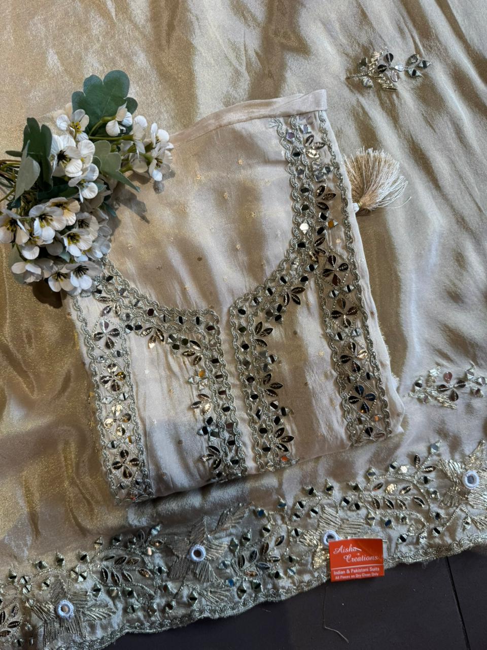 Traditional ethnic Unstitched suit