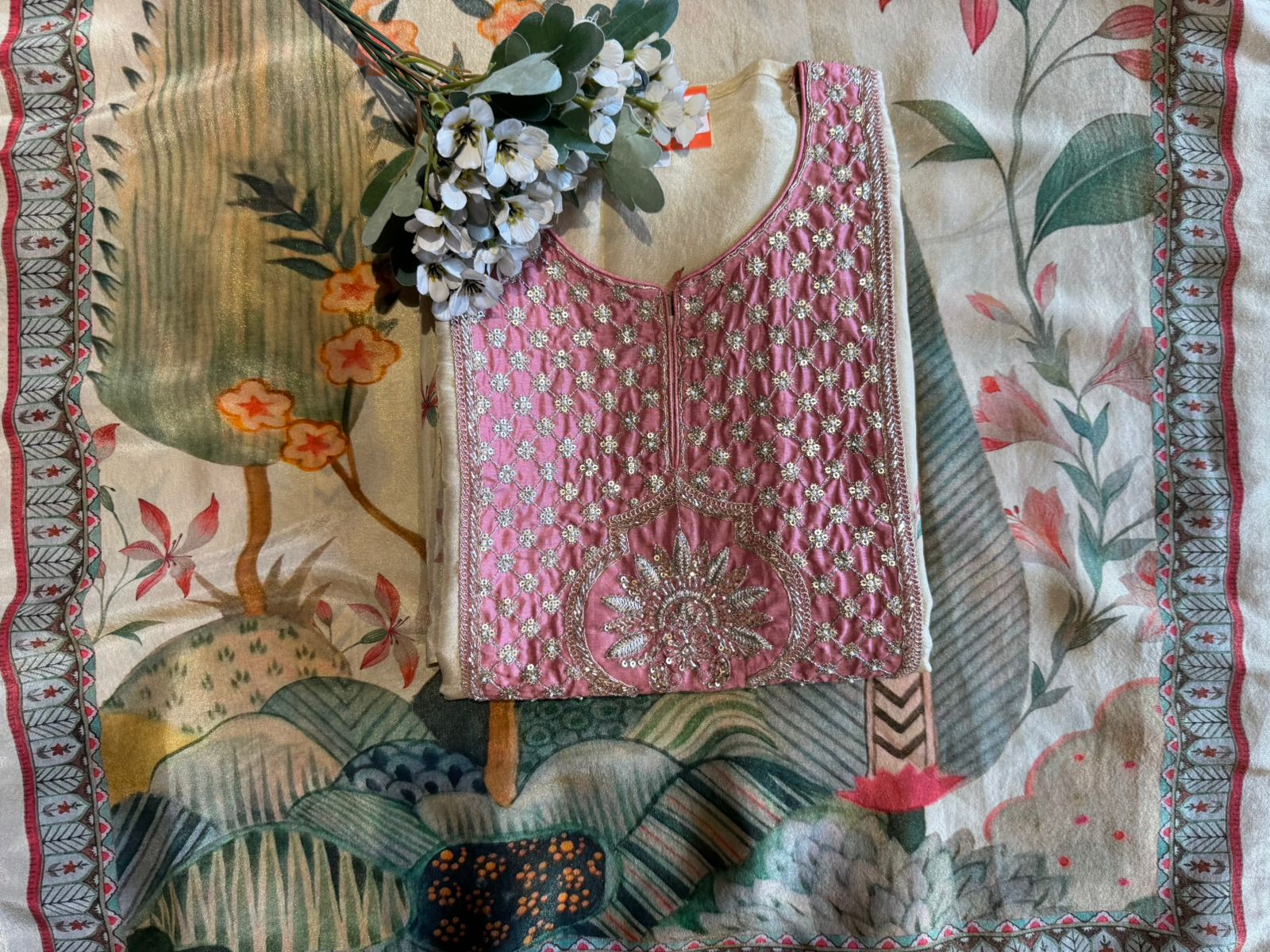 Soft shimmer tissue suit