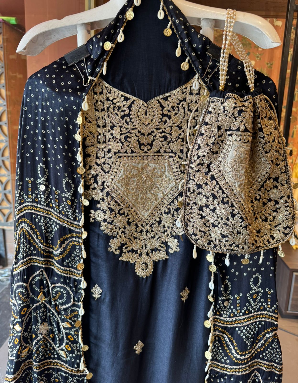 Regal Zari Opada Silk Unstitched Suit