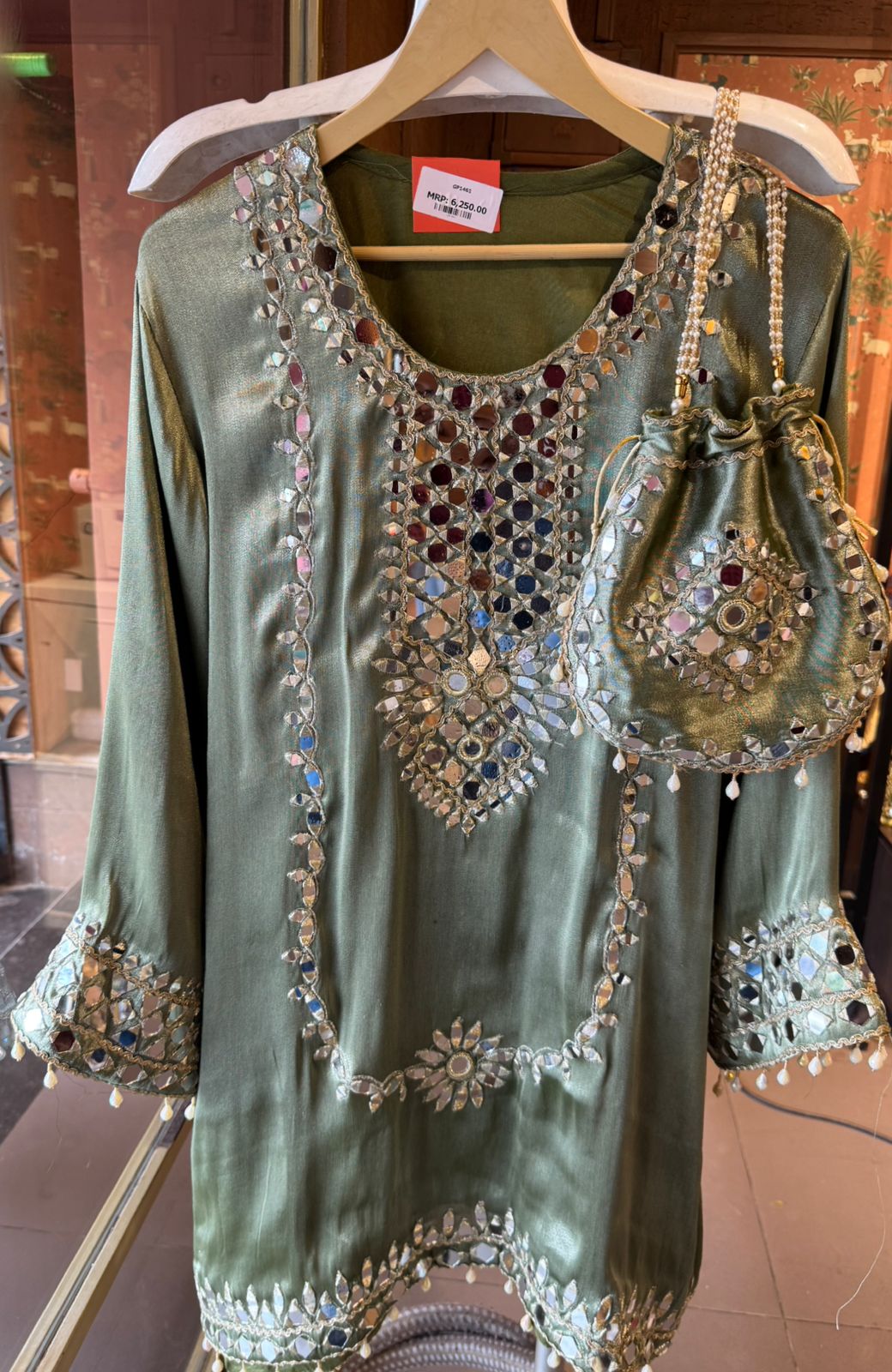 Giraffe tissue kurta