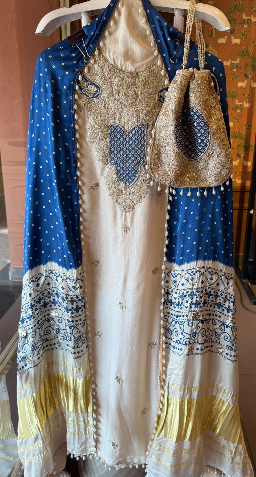 Noor-e-Zari Luxury Unstitched Suit