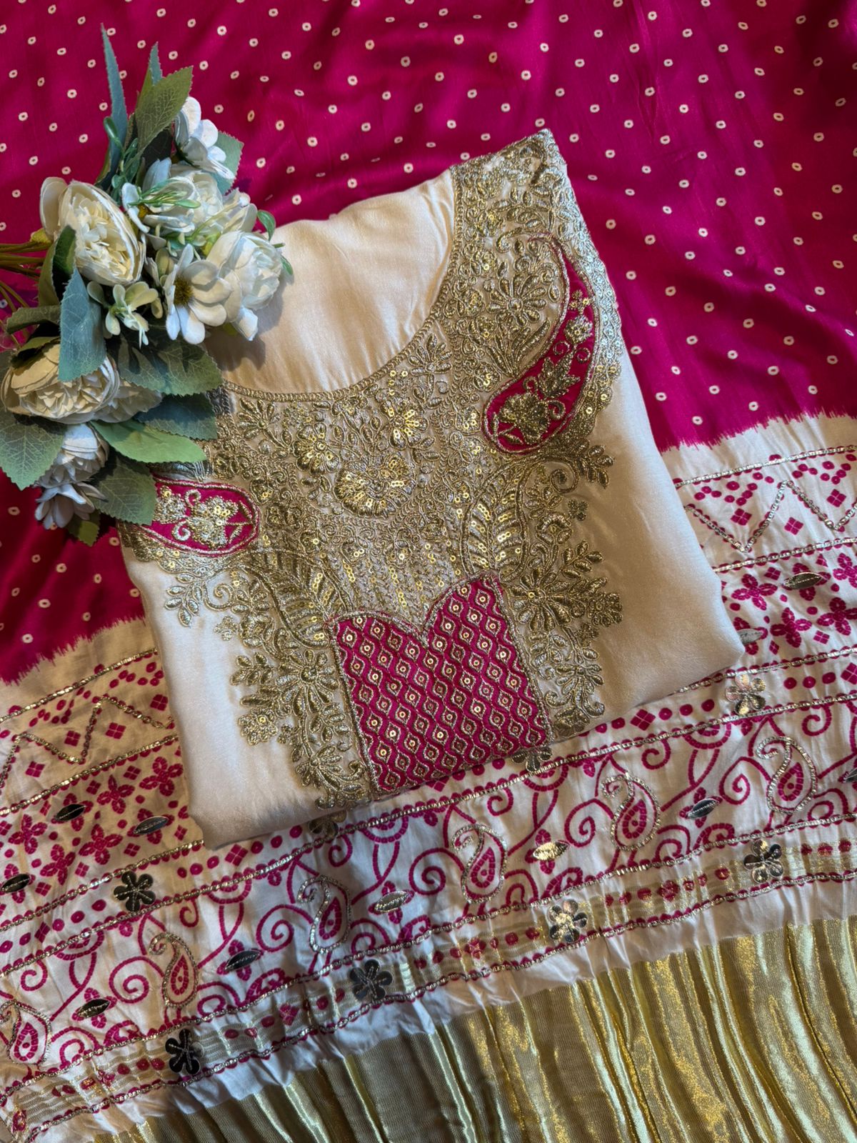 Noor-e-Zari Luxury Unstitched Suit