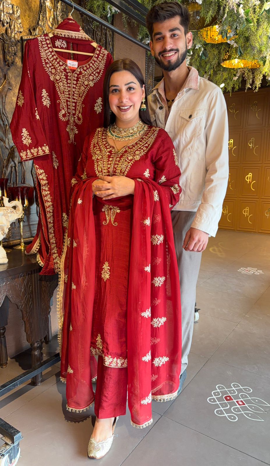 Elegant embroidered kurta set