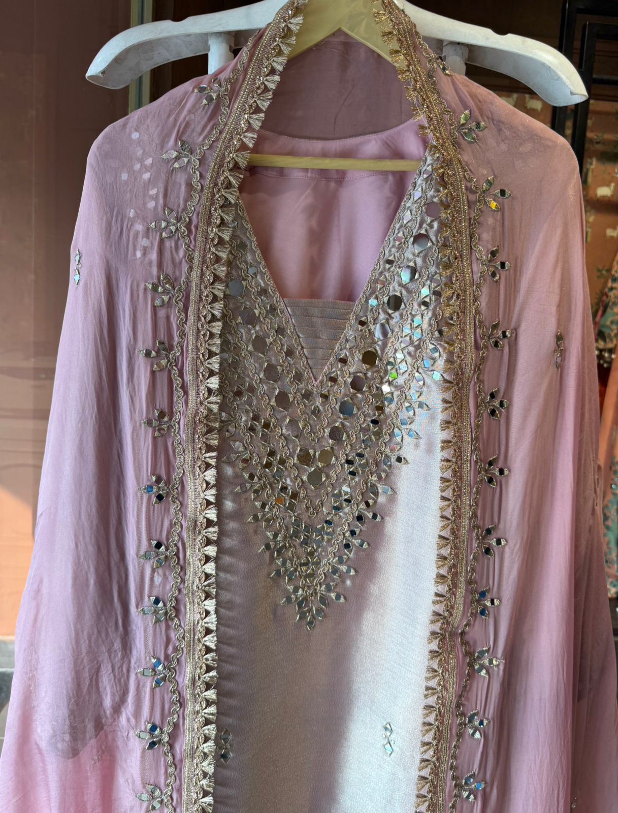 Luxury Giraffe Tissue Straight Kurta Set