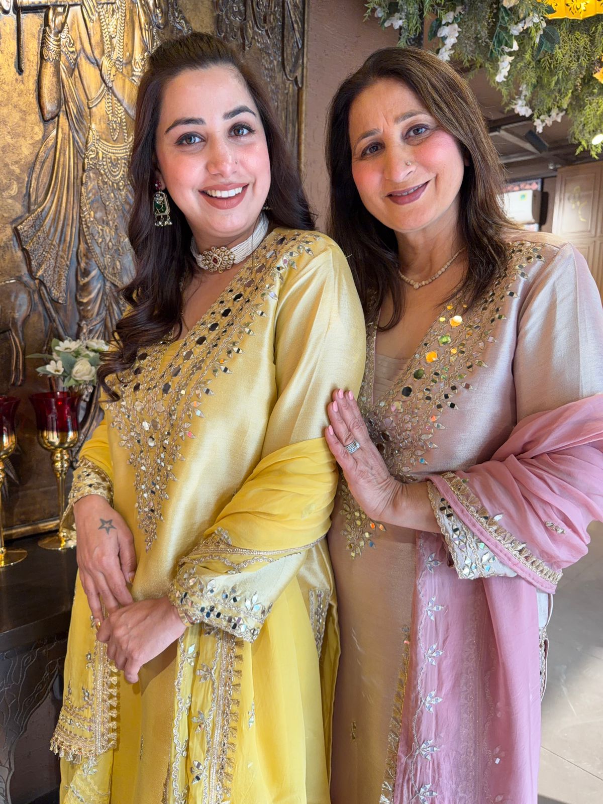 Luxury Giraffe Tissue Straight Kurta Set