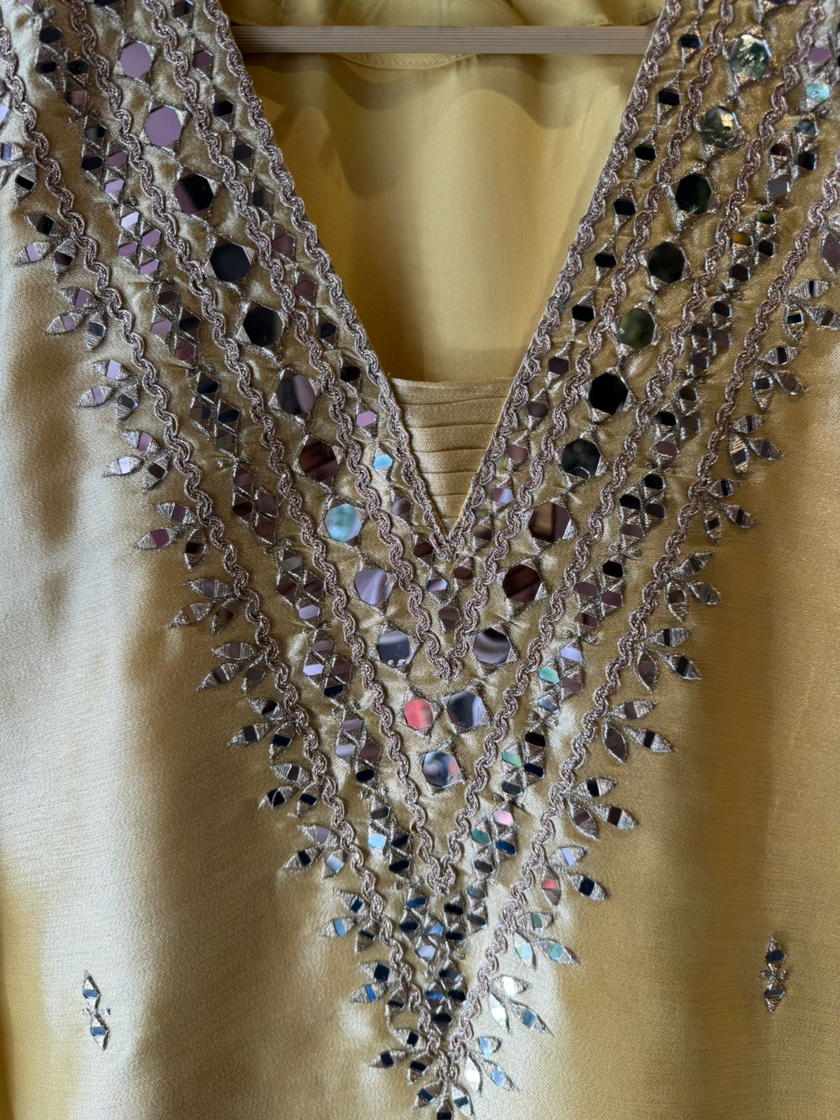 Luxury Giraffe Tissue Straight Kurta Set