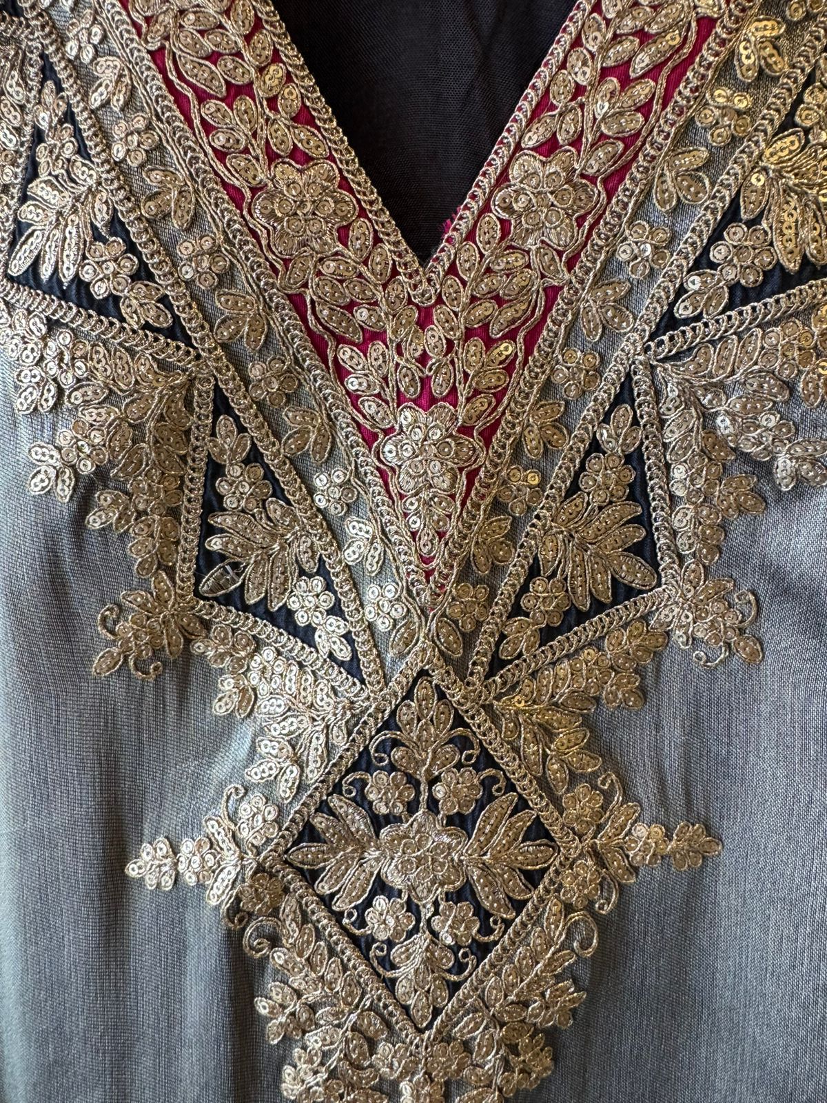 Luxury Giraffe Tissue Straight Kurta Set