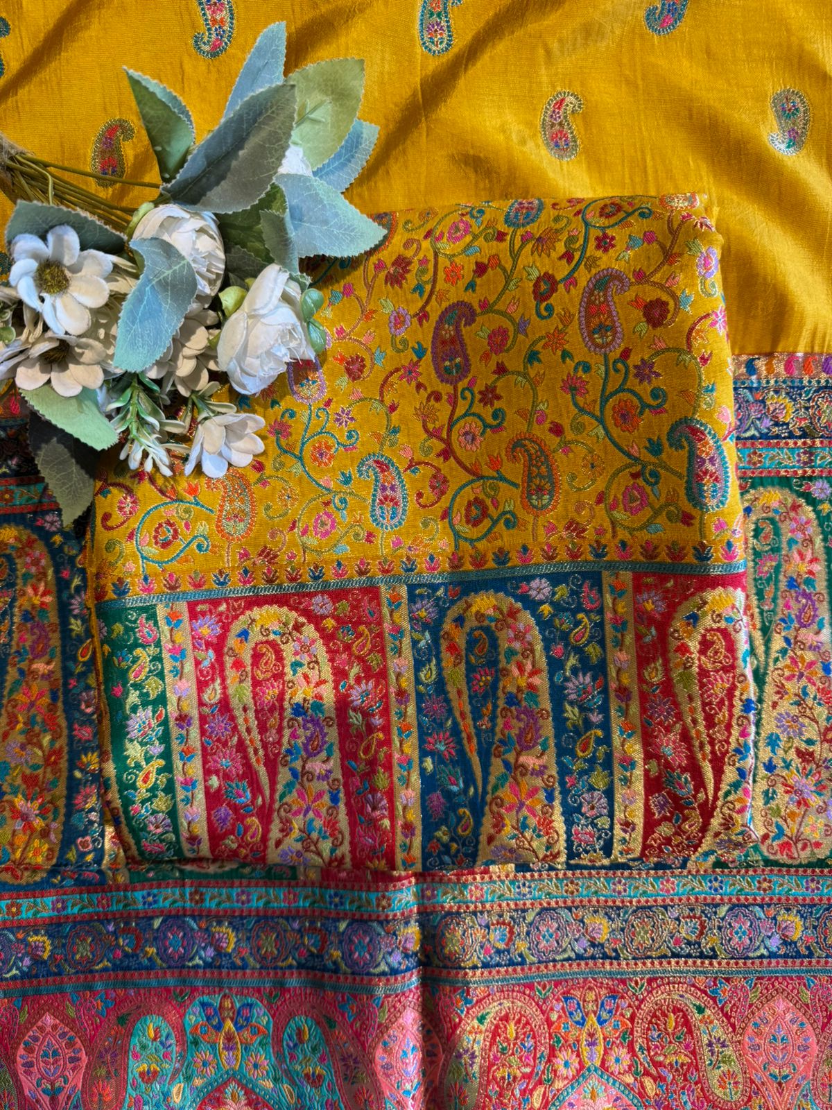 Luxury Banarasi Jacquard Unstitched Suit