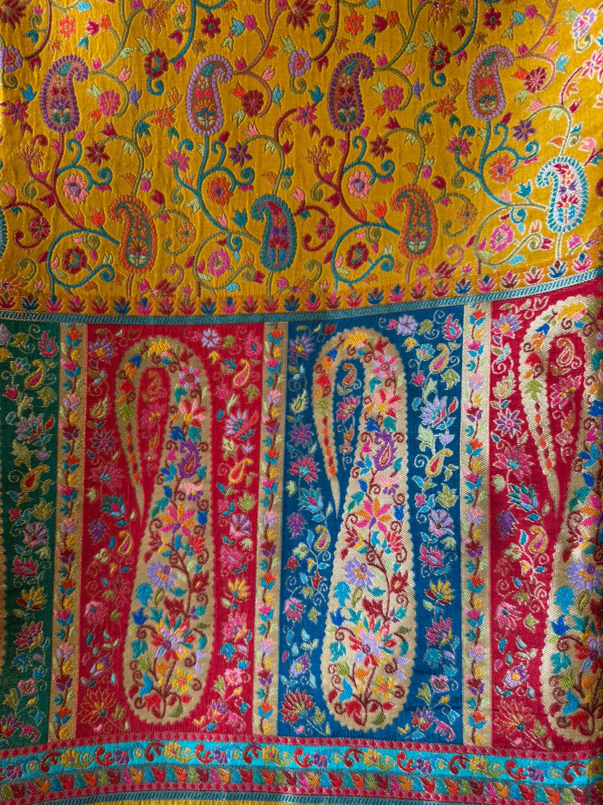 Luxury Banarasi Jacquard Unstitched Suit