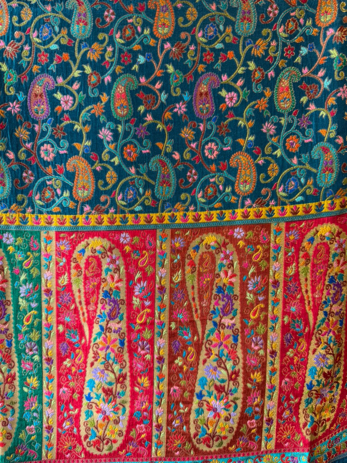 Luxury Banarasi Jacquard Unstitched Suit