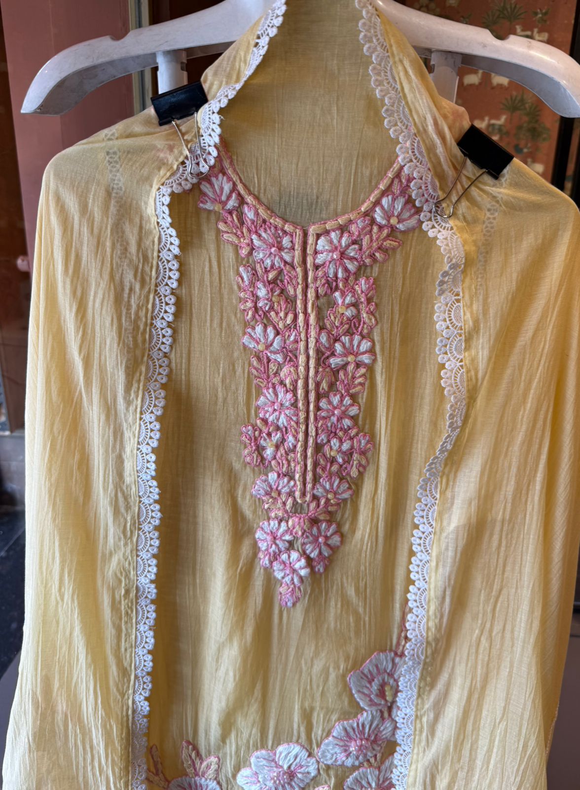 Mul Chanderi Embroidered Unstitched Suit