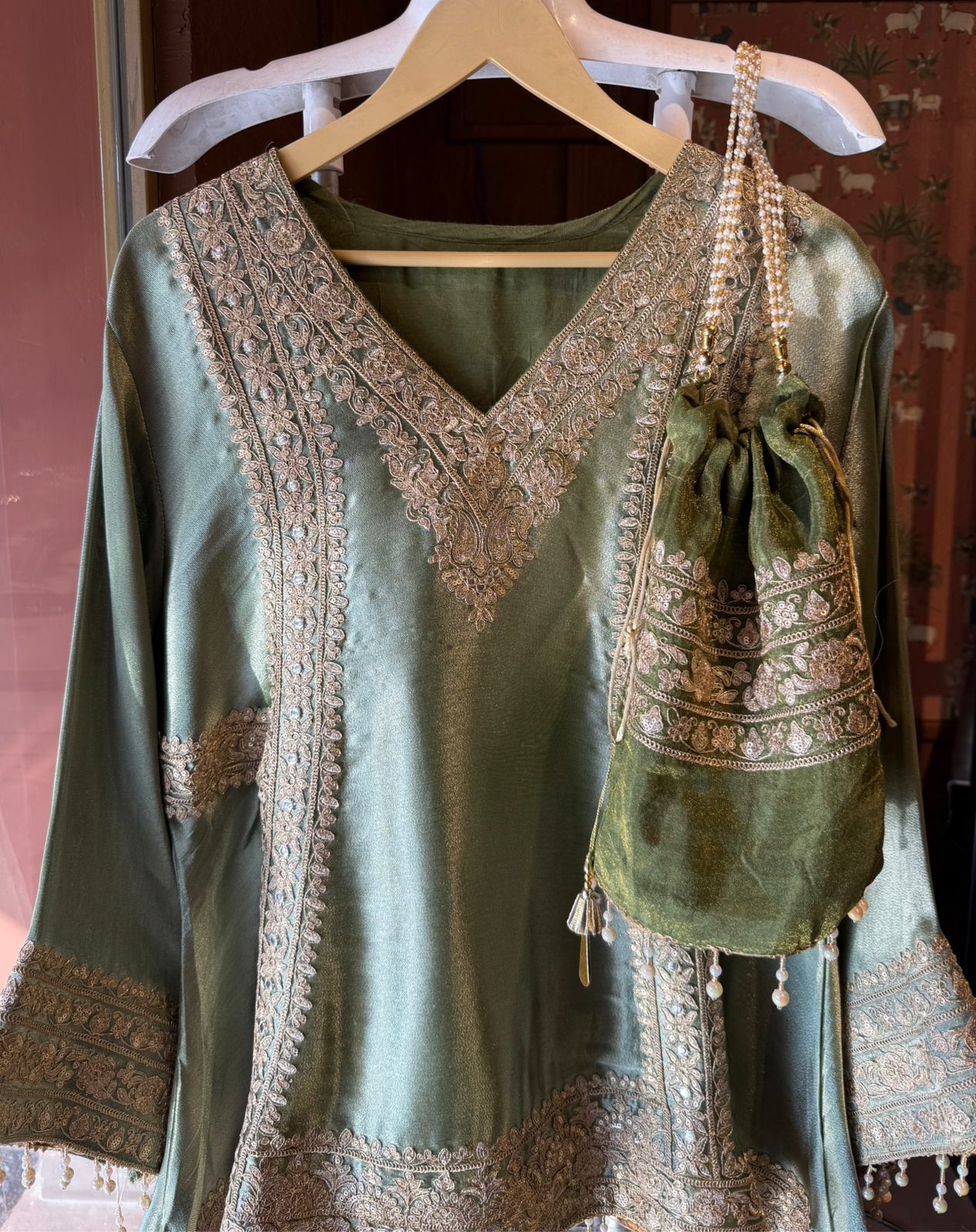 Festive Giraffe tissue Kurta Palazzo Pants