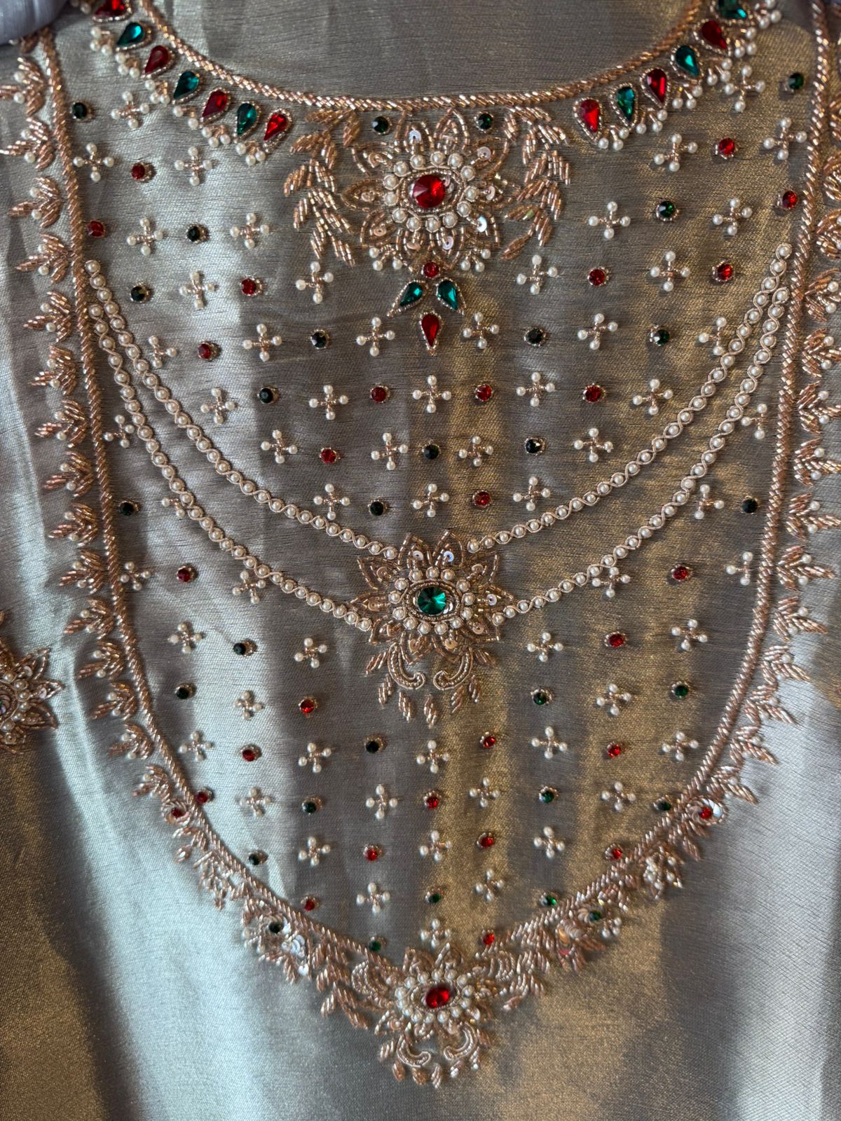 Premium Giraffe tissue Suit