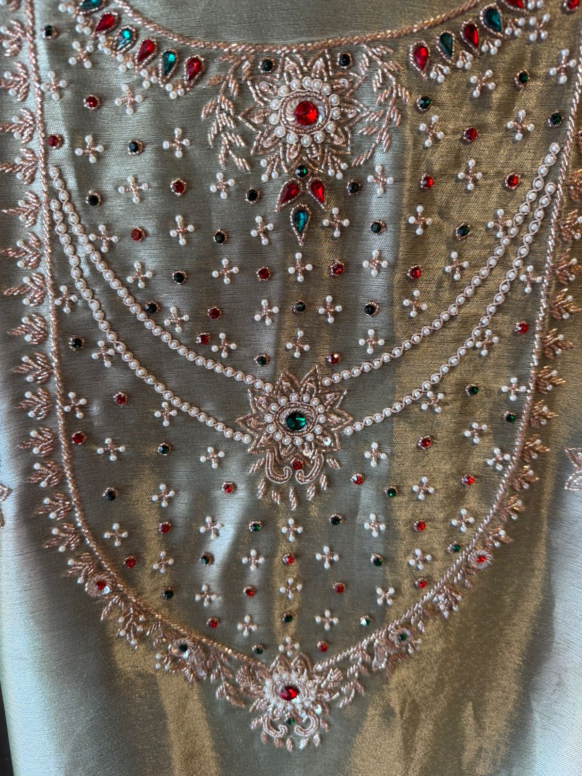 Premium Giraffe tissue Suit